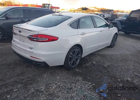 2020 Ford Fusion Titanium z USA, uszkodzony, nr VIN 3FA6P0D94LR153294